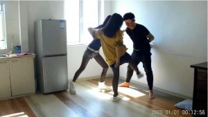 【不良女学生】双S狂踹男M臭丝脚呼脸