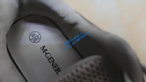 【玉女定制】脏棉袜强制窒息踩裆虐玩偶最后踢爆蛋-97LZTD-3382