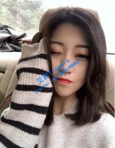 【00后童女主】帆布鞋全体重踩舔鞋底虐下！-97LZTD-1493