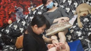 两个员工互修甲-97LZTD-1739