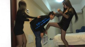 【冷柔】姐妹花暴揍偷鞋老头 YC-191211-7