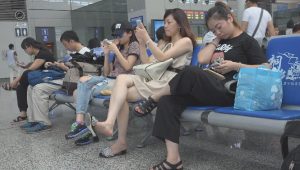 白晰少妇告诉你，玩鞋的最终结局就是把鞋玩没了-97LZTD-1920