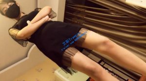 水果在美足下爆裂的激爽