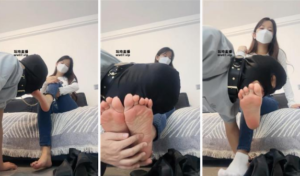 【漫漫大人】长靴白袜气味辱-97LZTD-32164