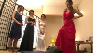 美少妇华丽多人组团虐舔脚奴。 cesd-525-97LZTD-328820