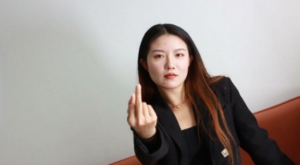 【黑丝诱惑】素人篇：房产公司前台慧儿的初次调教拍摄 YC-250511-4-97LZTD-329204